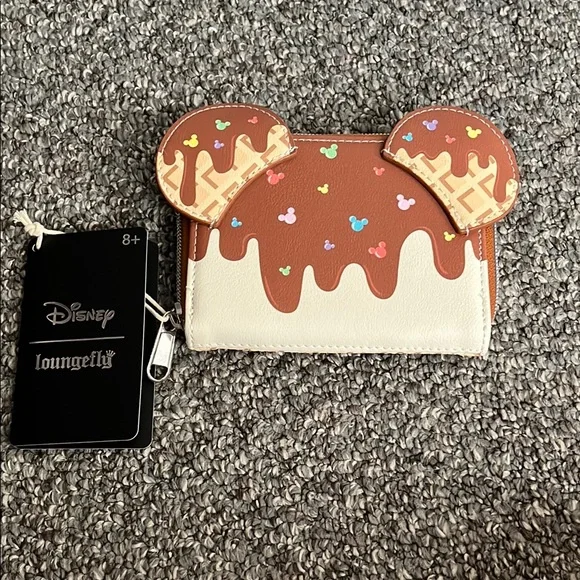 Loungefly Mickey ice cream wallet - Picture 1 of 4